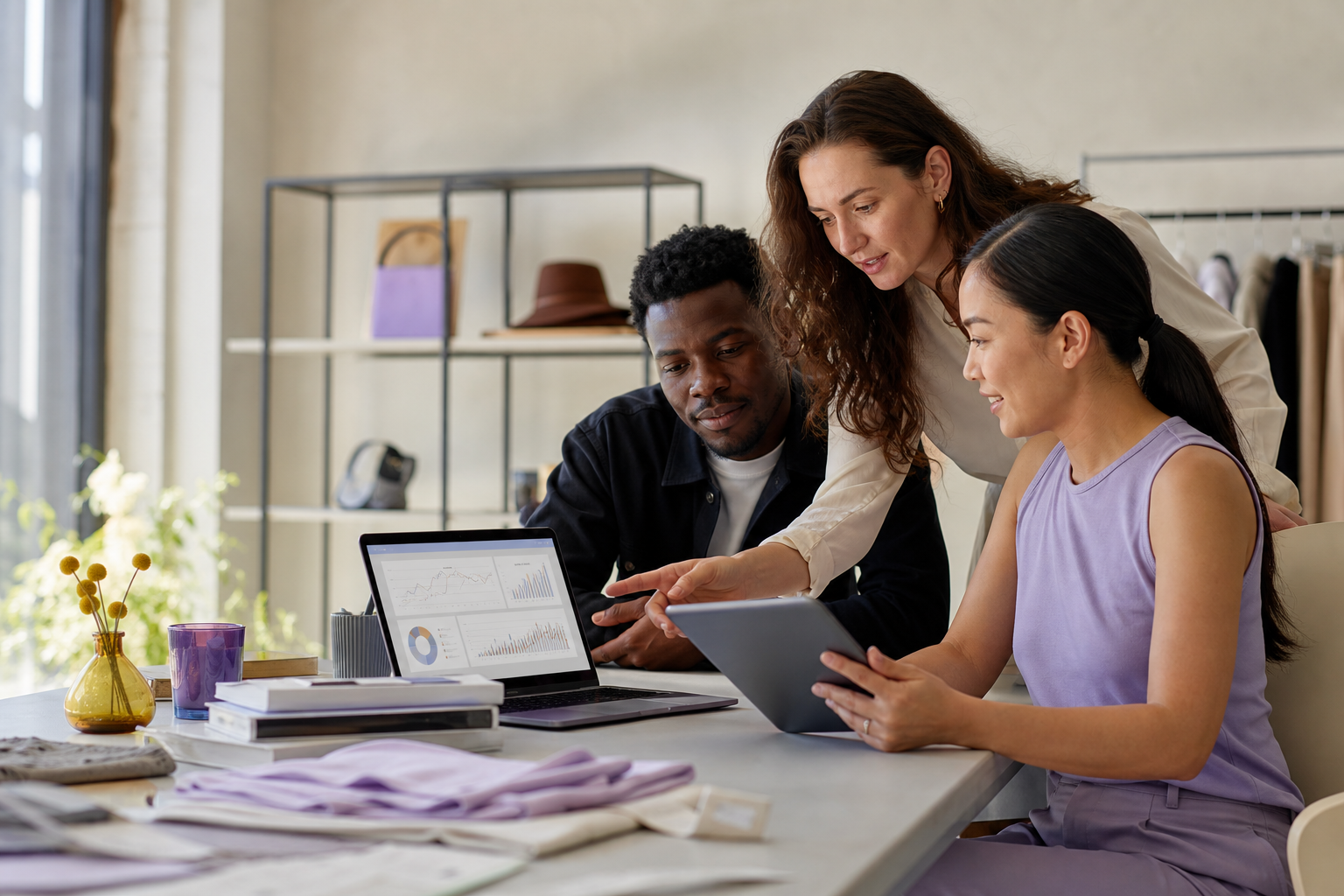 An ecommerce team reviewing connected growth performance