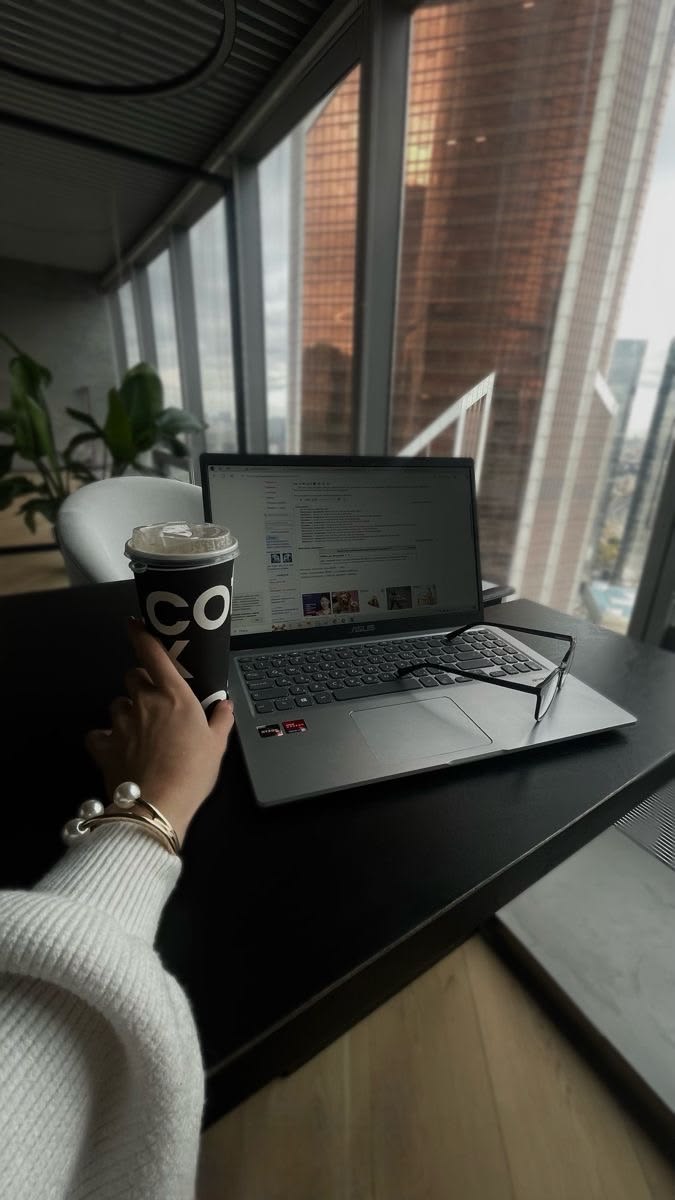 A laptop used for search advertising analysis